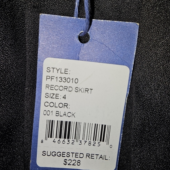 Mini Skirt - Picture 5 of 5